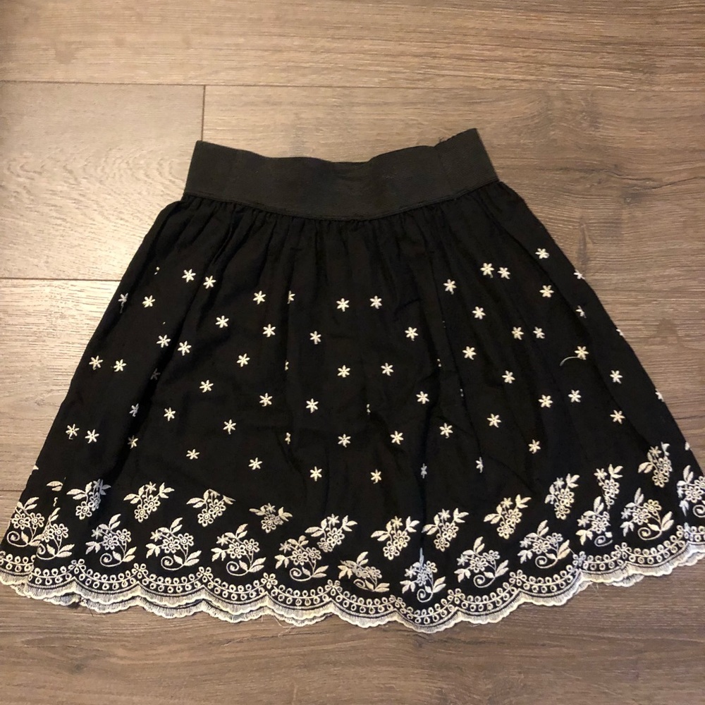 Black and white circle skirt
